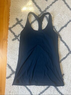 Lululemon Cool Racerback.  sz 8 Navy